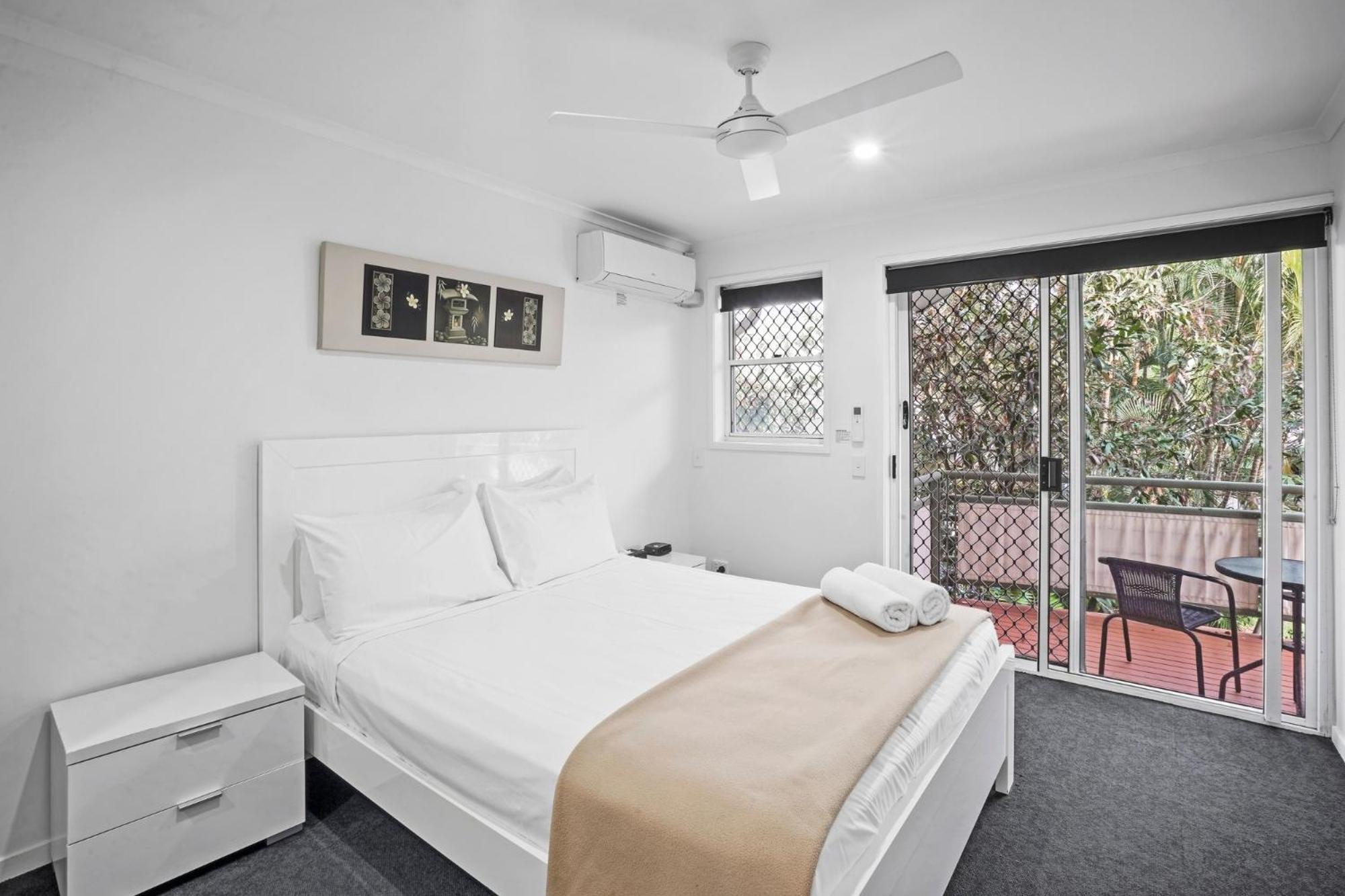 Diamond 35 * Gold Coast